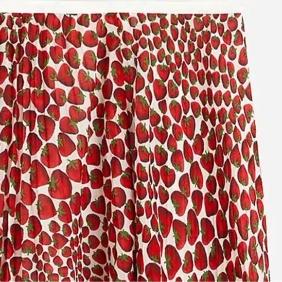 💕J.CREW💕 Gwyneth Pleated Skirt Chiffon ~ Vintage Red Strawberry Print Large - Picture 9 of 16